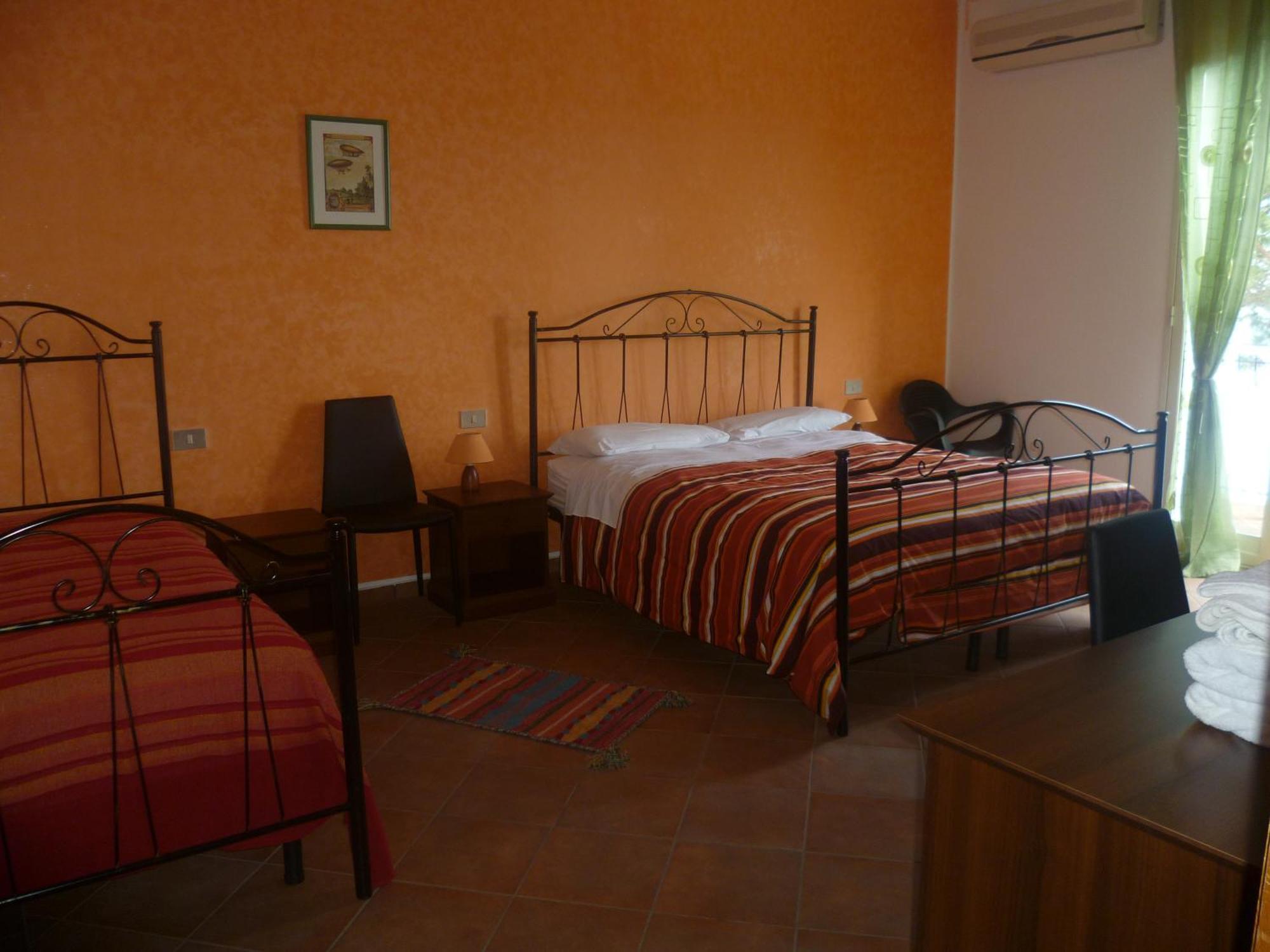 Alba Tra I Pini Bed & Breakfast Cefalù